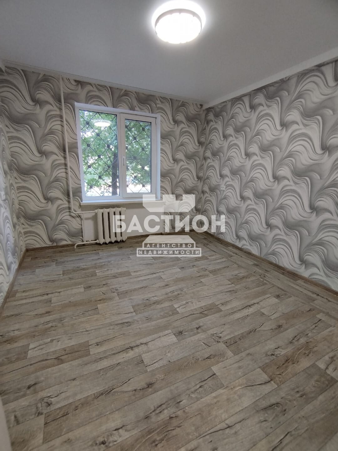Продаётся трёхкомнатная квартира, 65 м²
