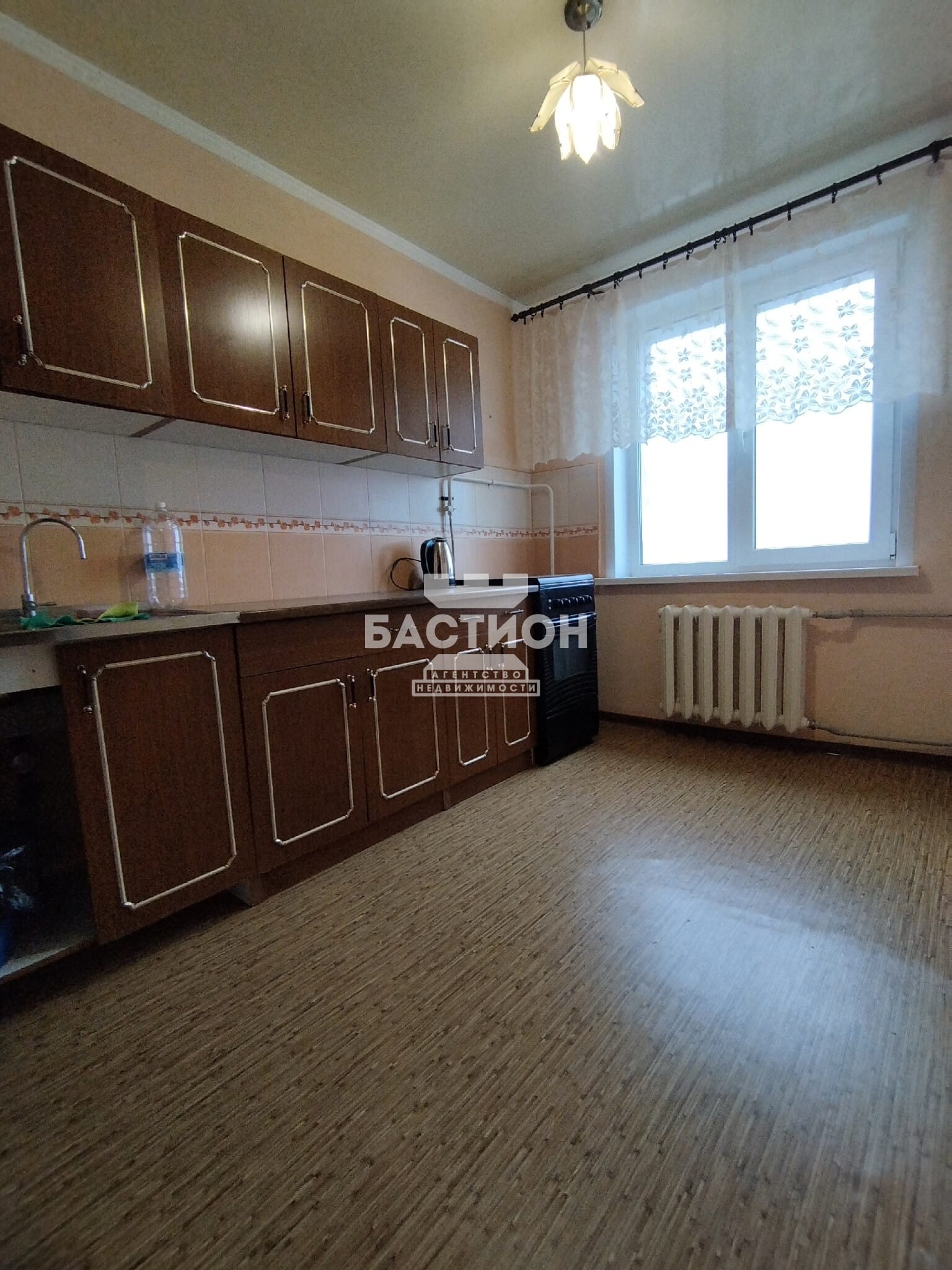 Продаётся трёхкомнатная квартира, 65 м²