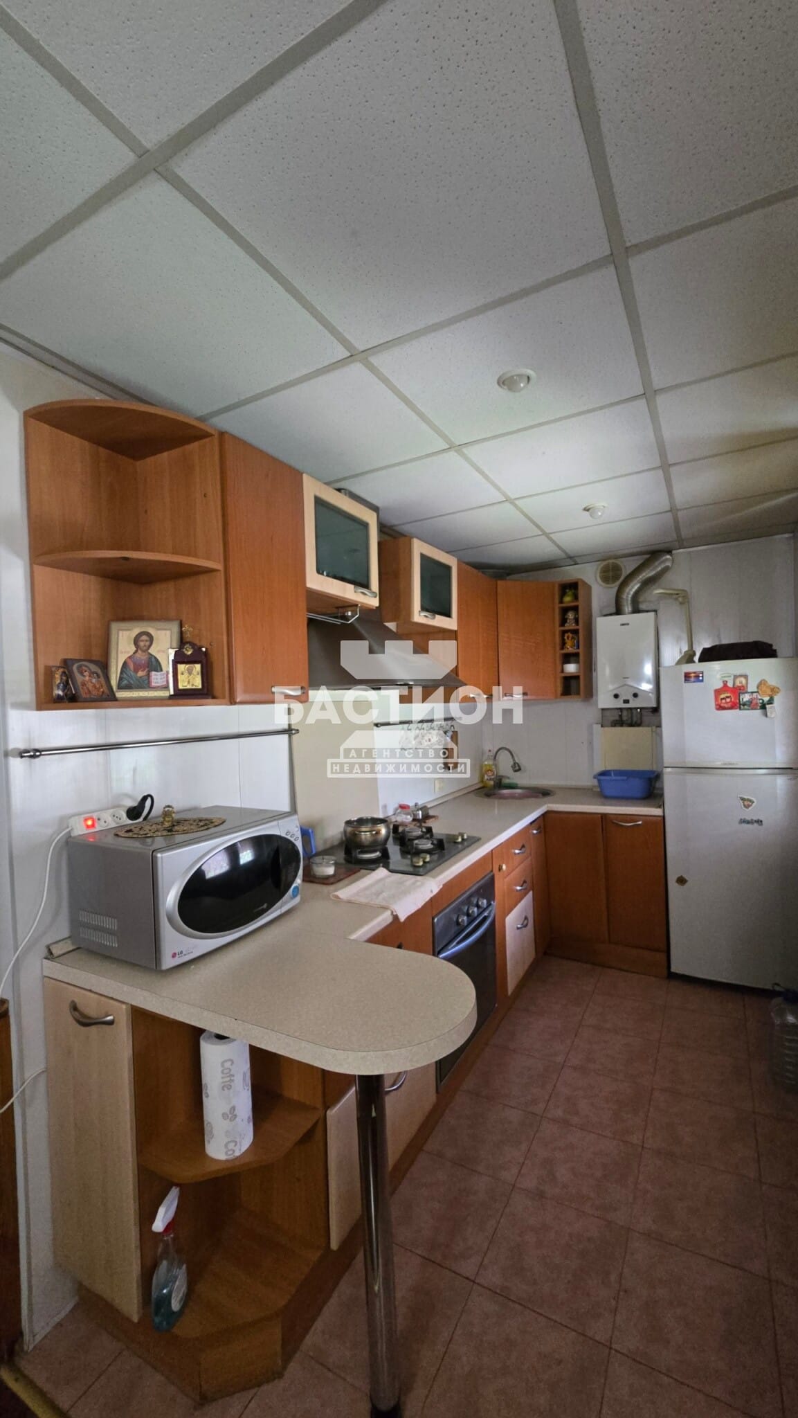 Продаётся четырёхкомнатная квартира, 66,8 м²