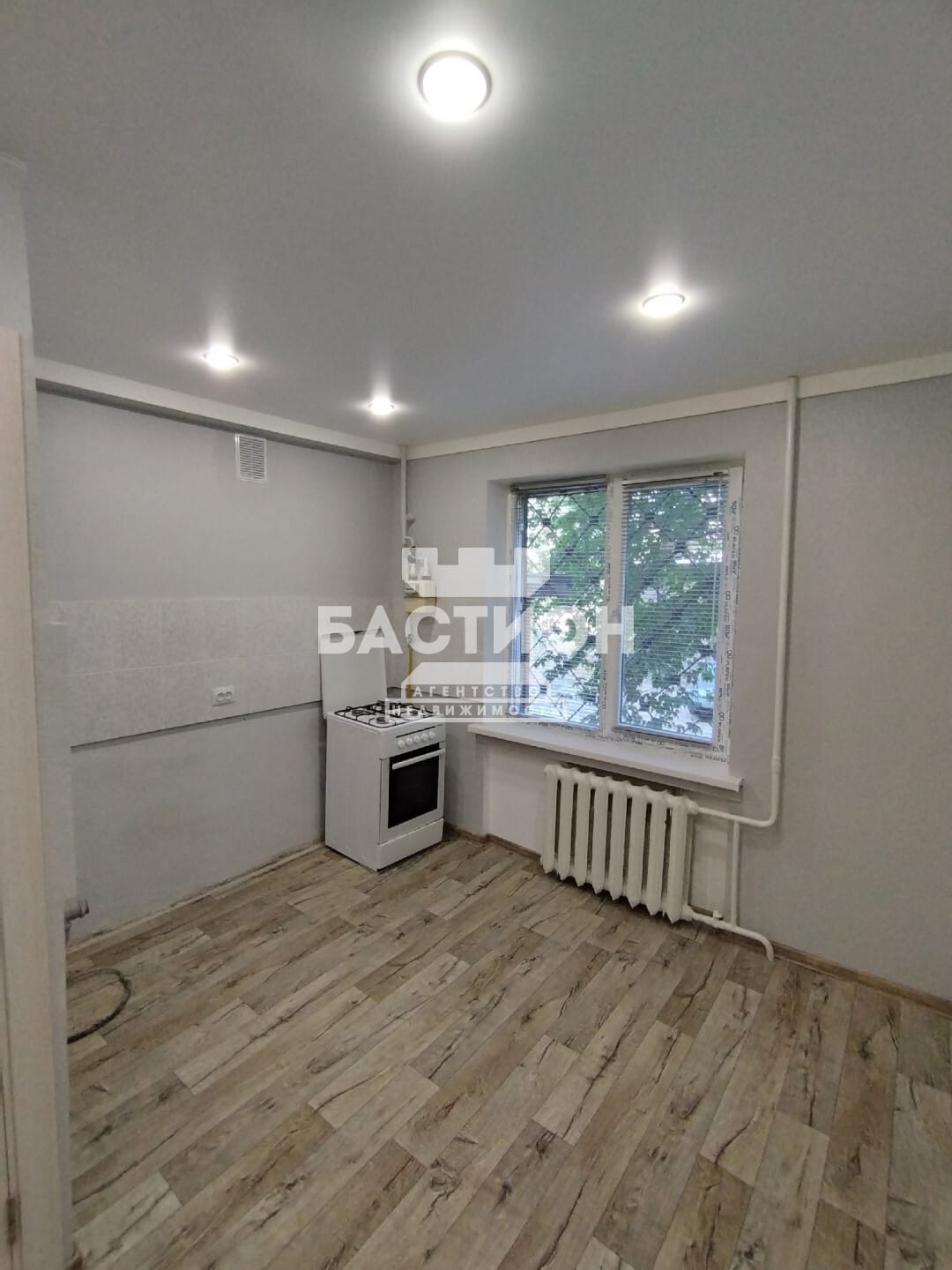Продаётся трёхкомнатная квартира, 65 м²