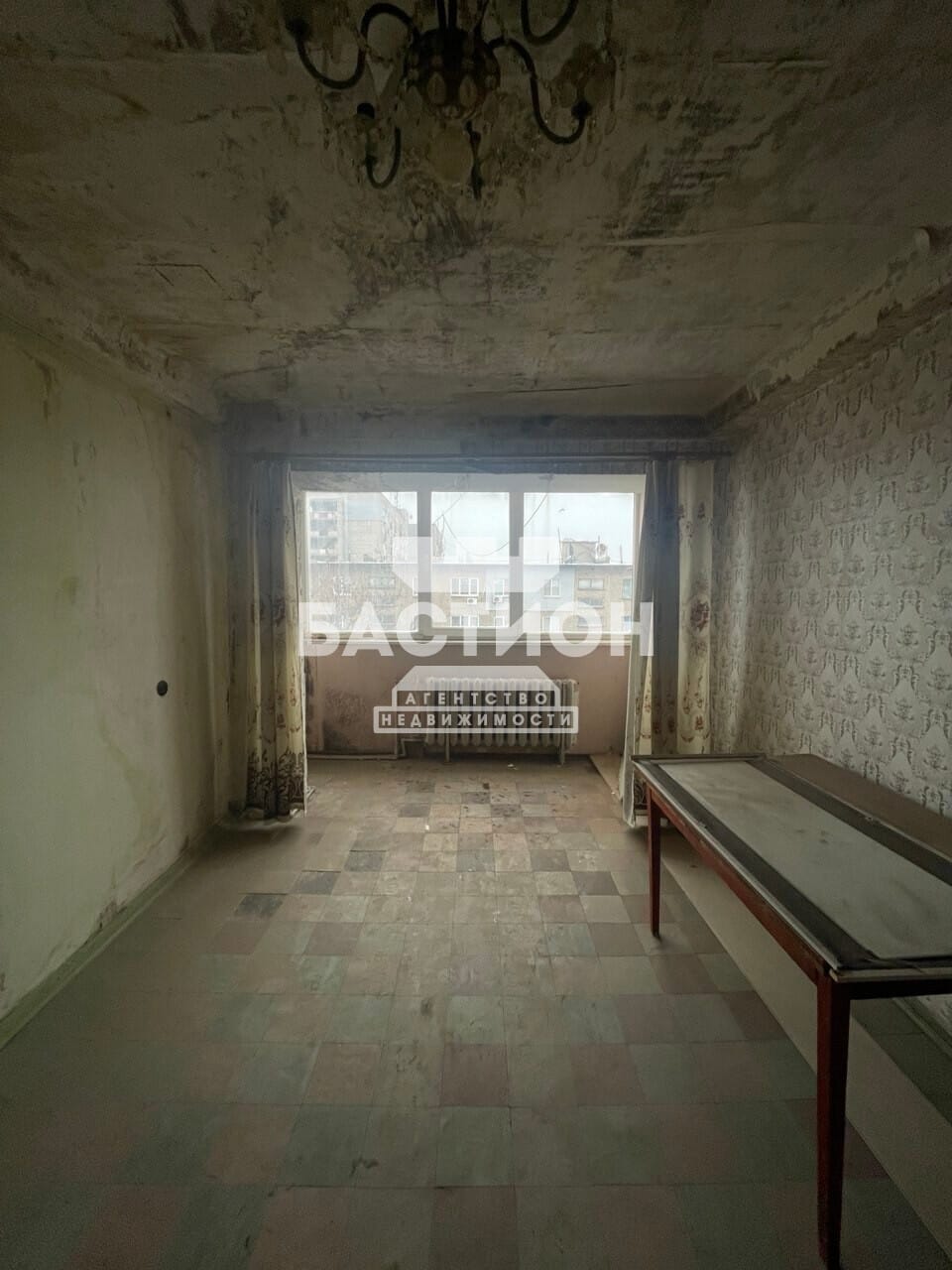 Продаётся трёхкомнатная квартира, 55 м²