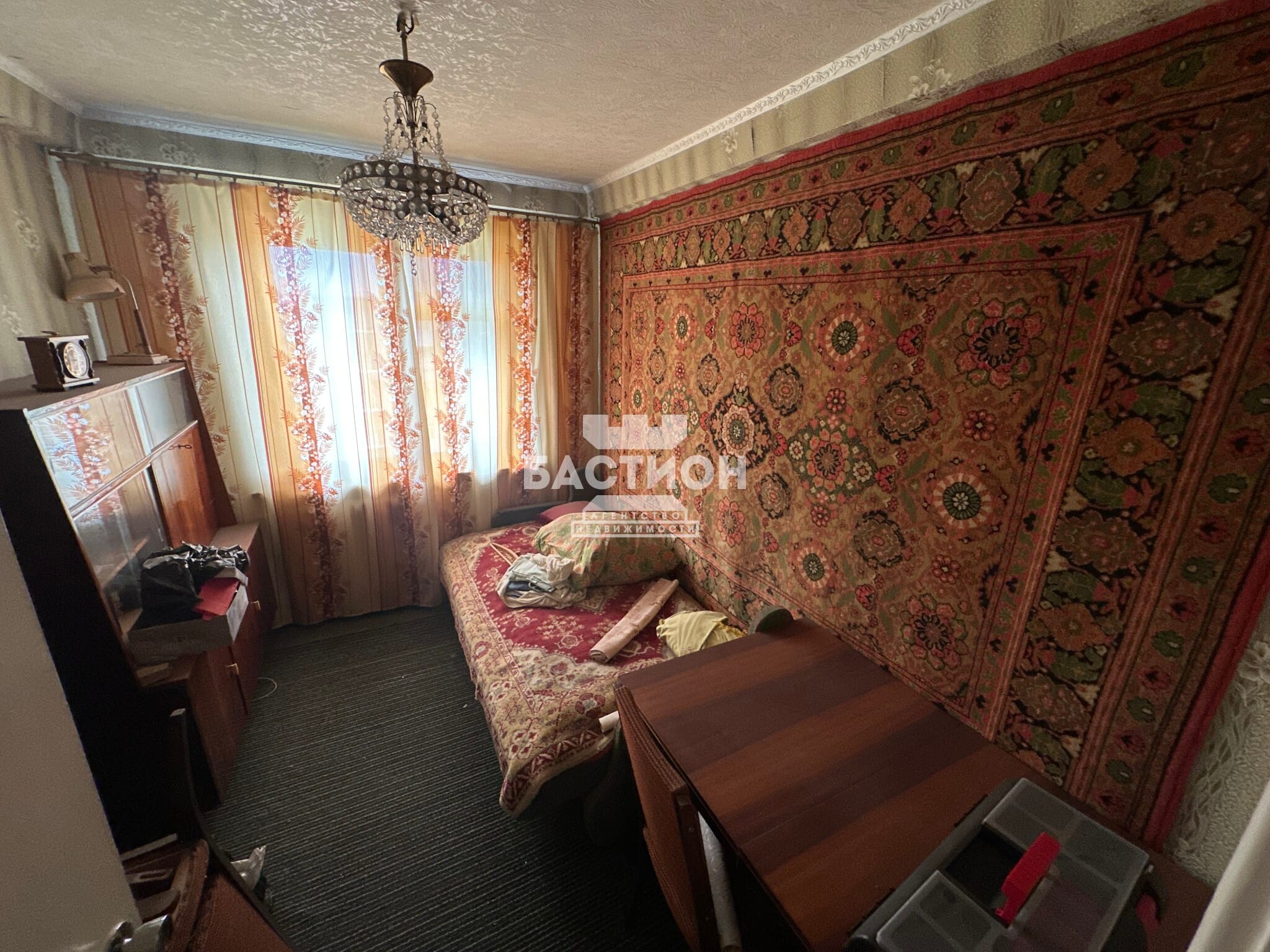 Продаётся трёхкомнатная квартира, 56,4 м²