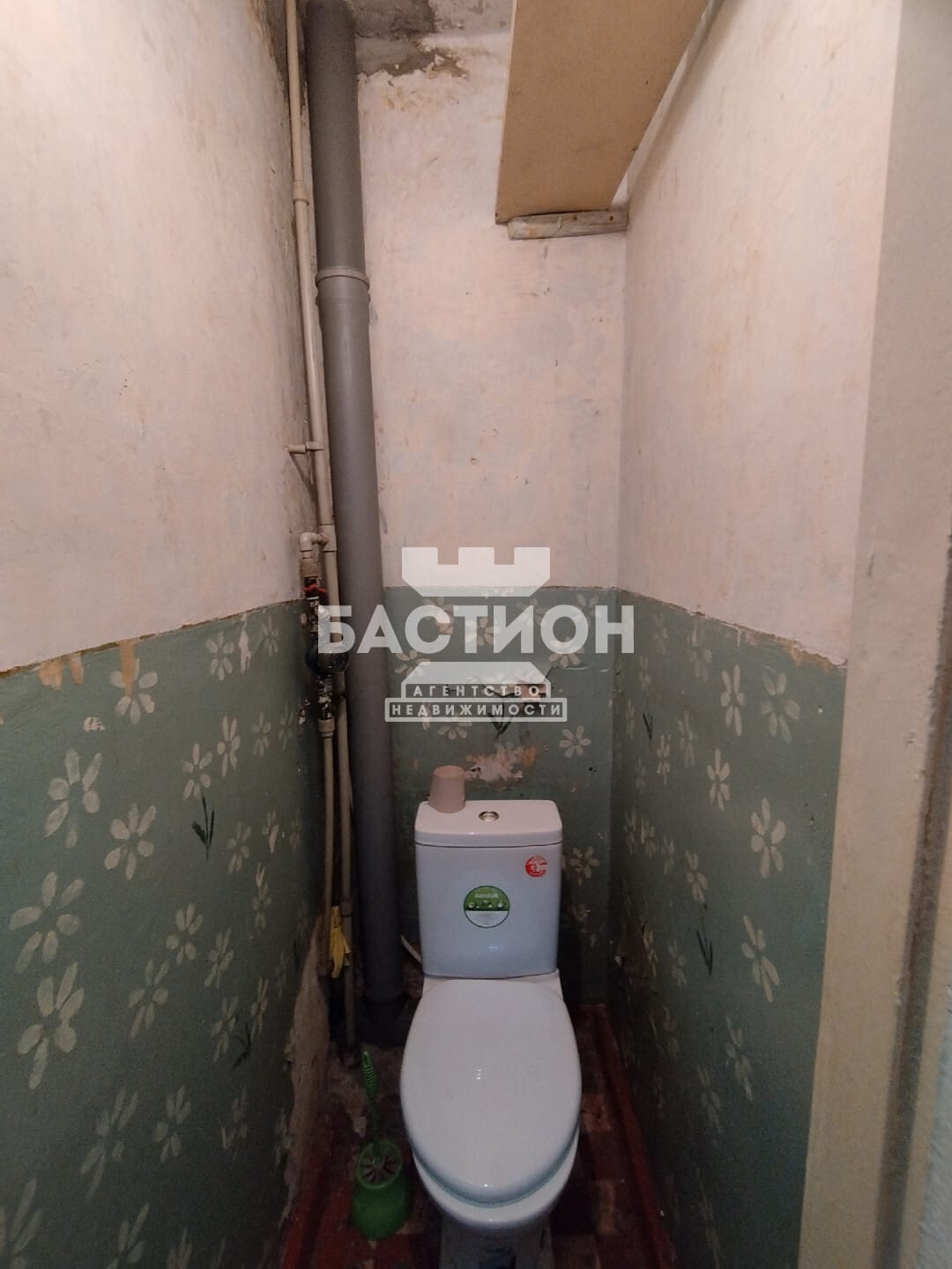 Продаётся трёхкомнатная квартира, 54 м²