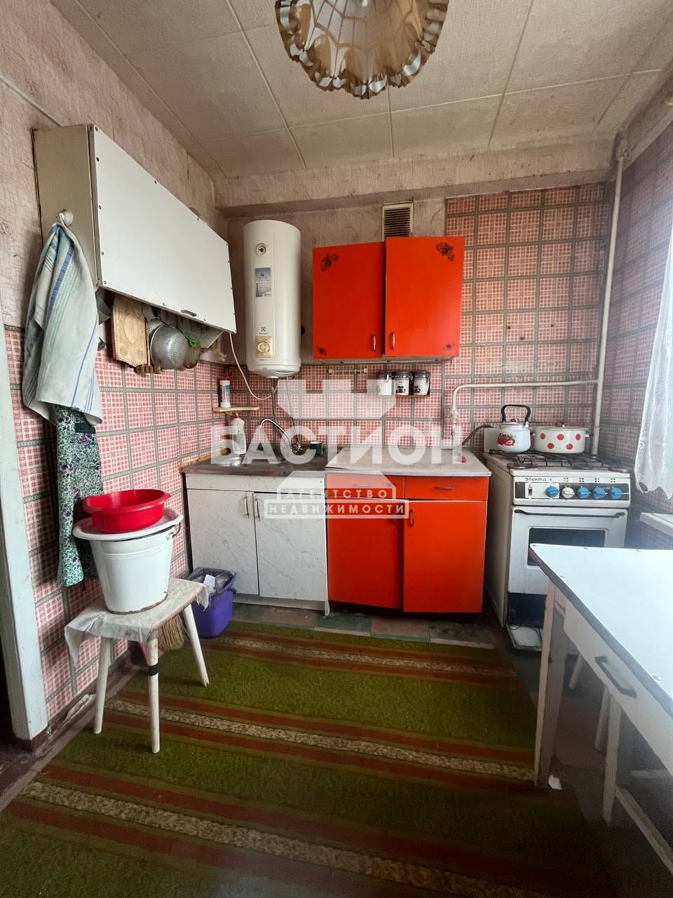 Продаётся трёхкомнатная квартира, 65 м²