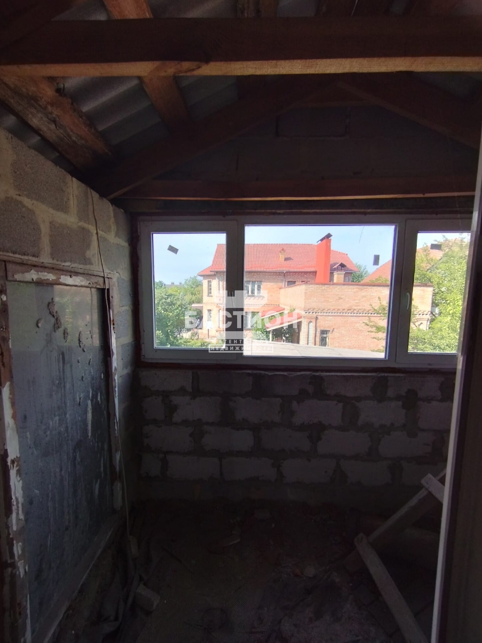 Продаётся дом, 300 м²