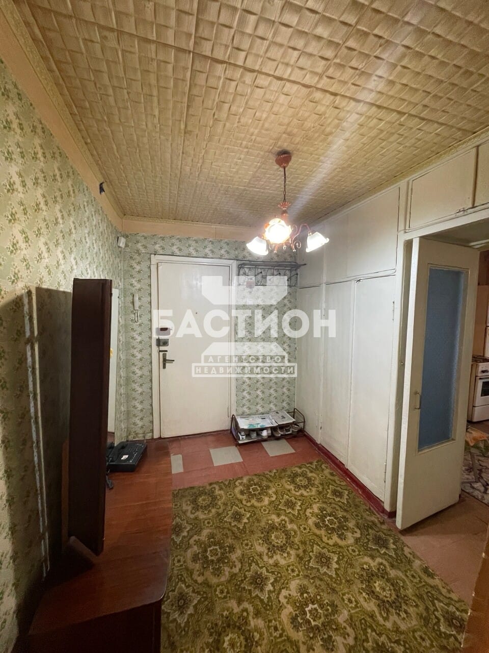 Продаётся трёхкомнатная квартира, 70 м²