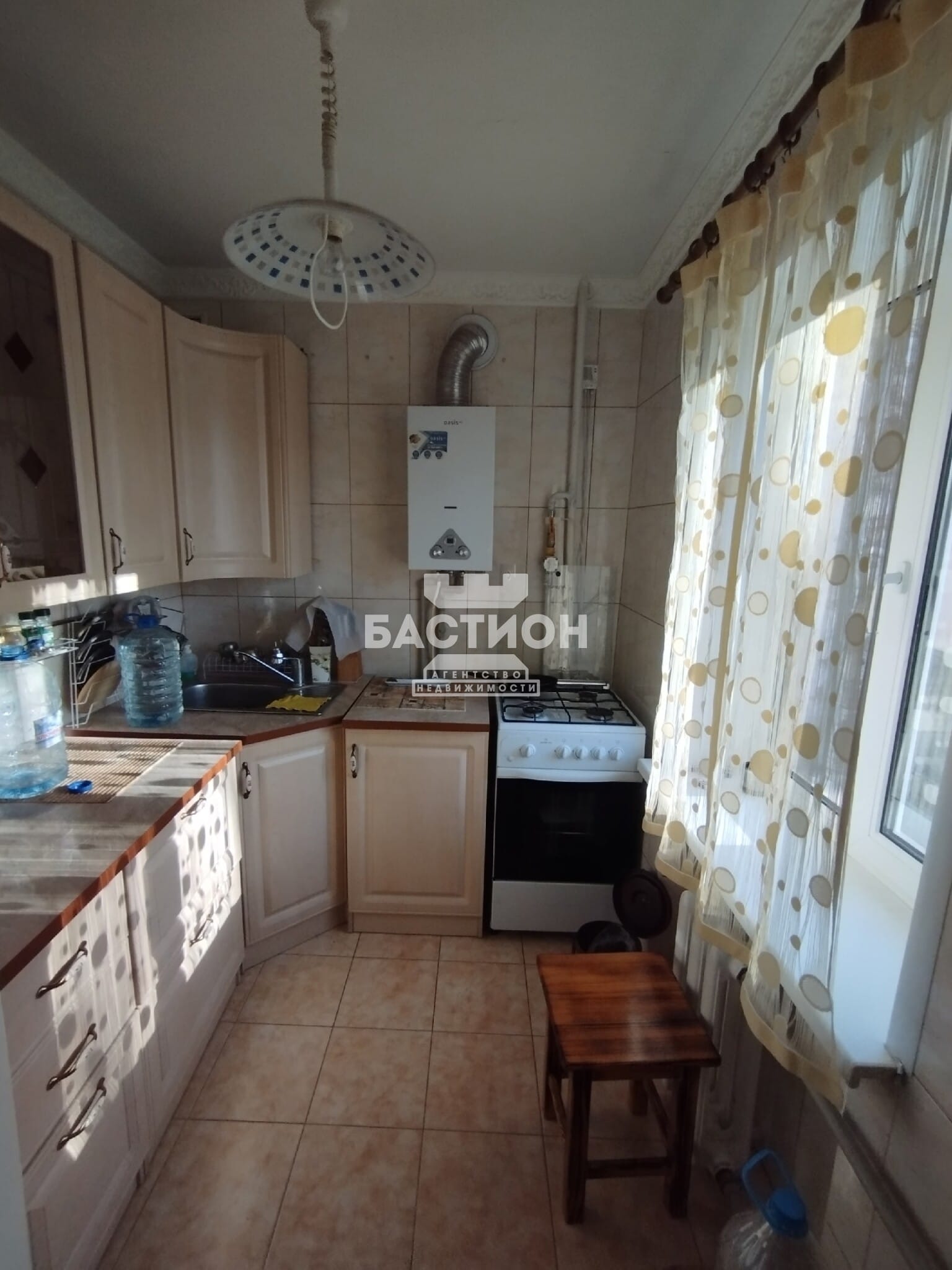 Продаётся трёхкомнатная квартира, 56,7 м²