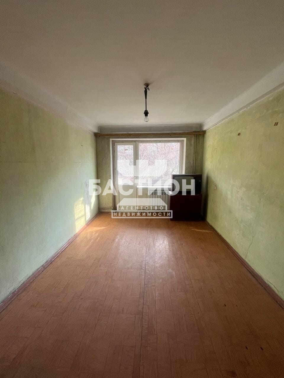 Продаётся двухкомнатная квартира, 42 м²
