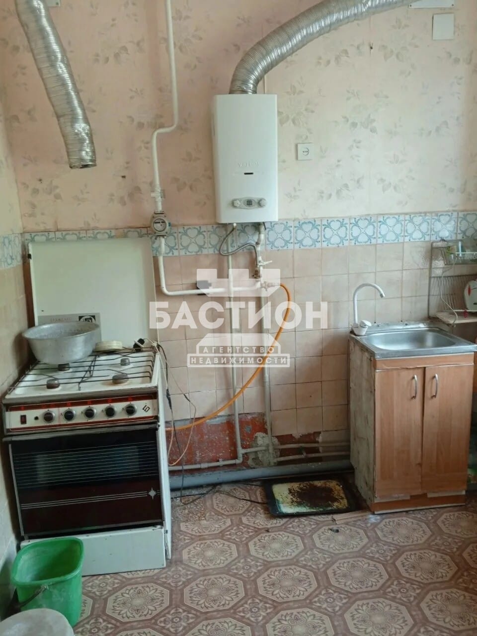 Продаётся трёхкомнатная квартира, 82 м²
