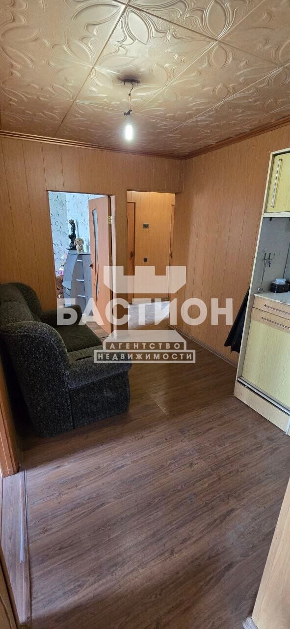 Продаётся трёхкомнатная квартира, 48,7 м²
