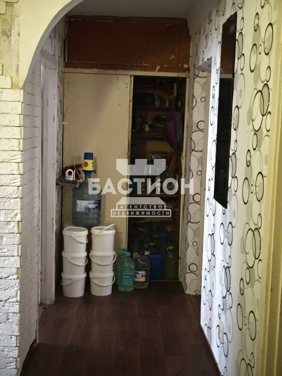 Продаётся трёхкомнатная квартира, 59,8 м²