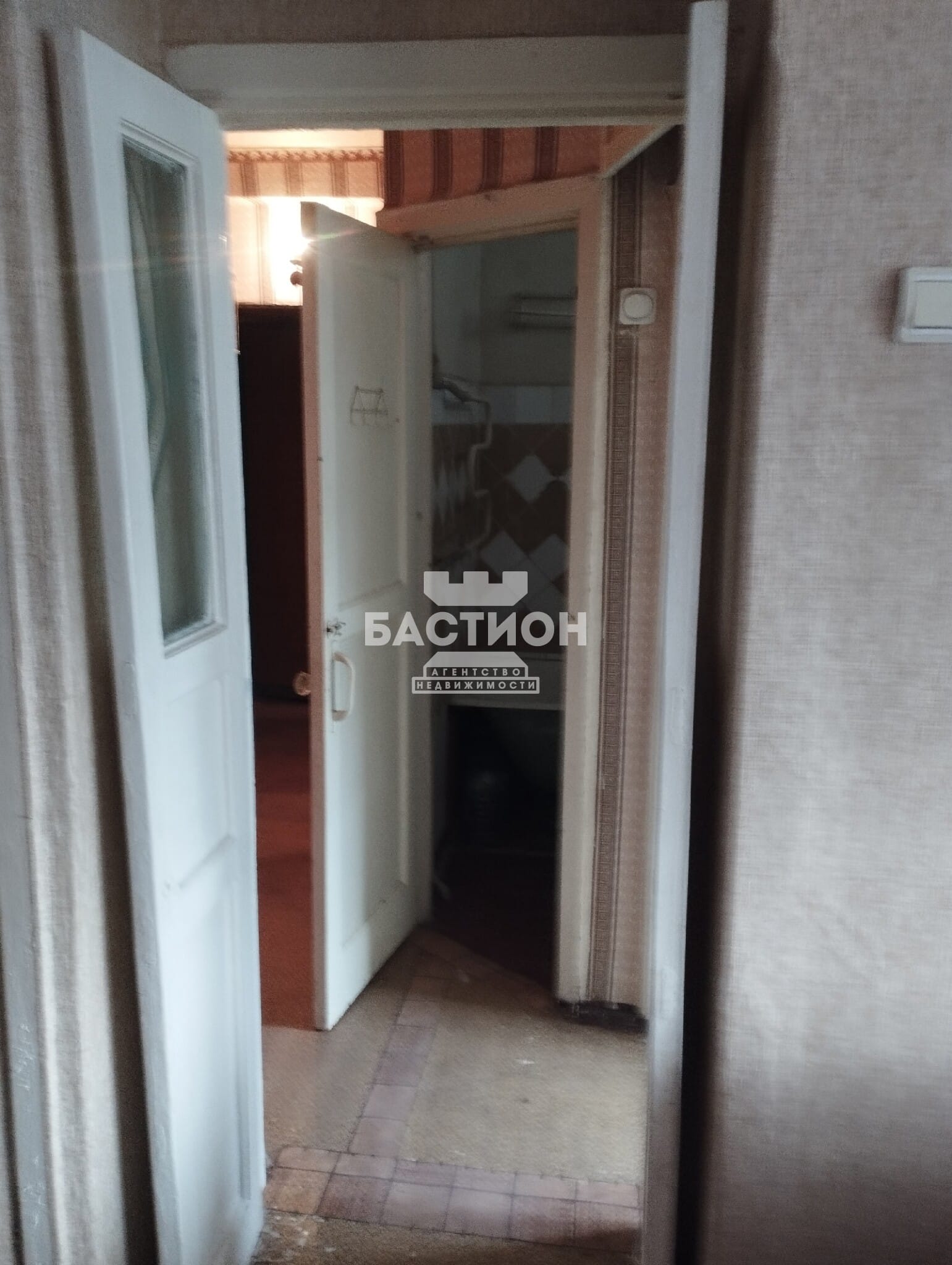 Продаётся двухкомнатная квартира, 42 м²