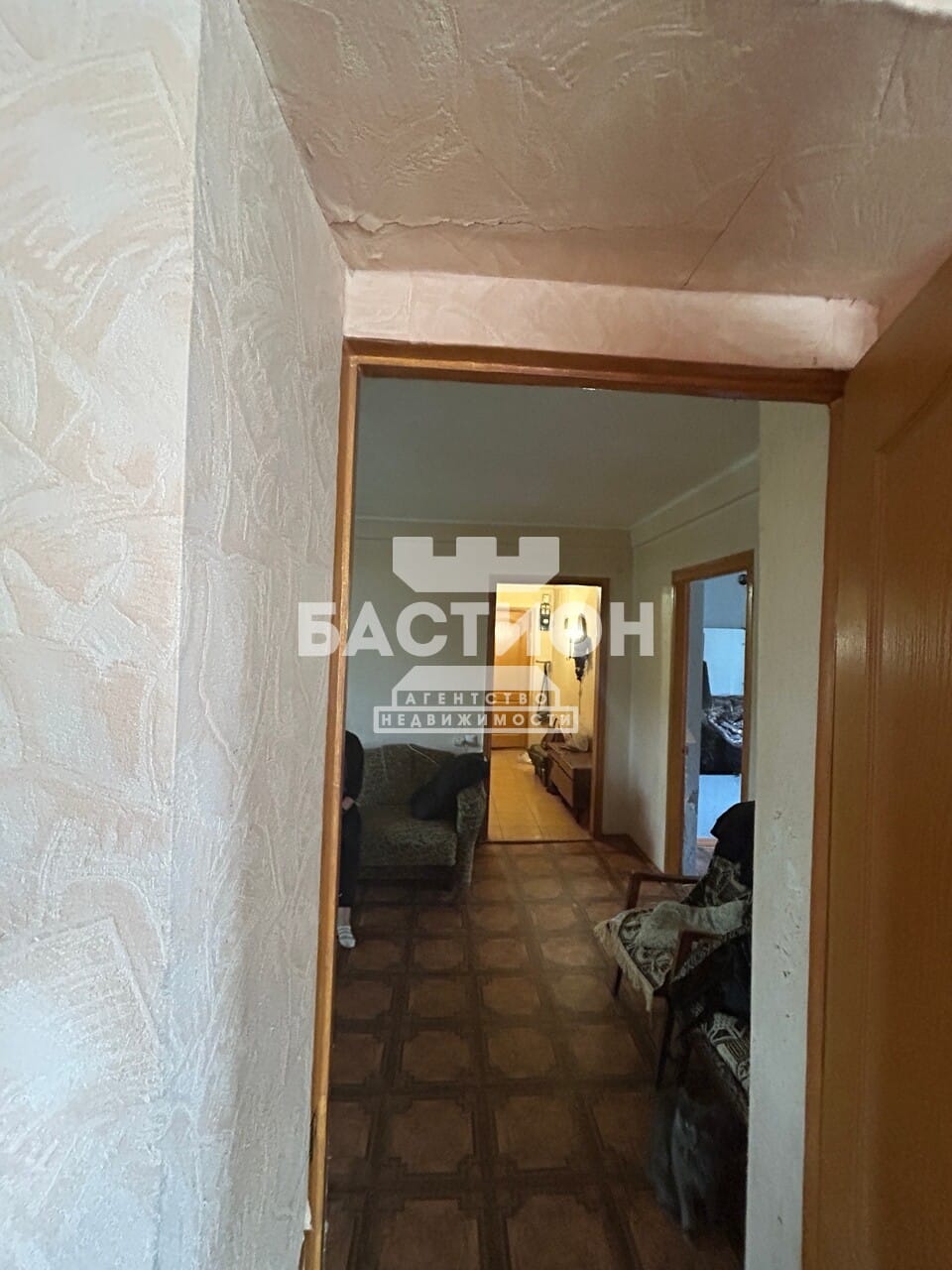 Продаётся трёхкомнатная квартира, 58,6 м²