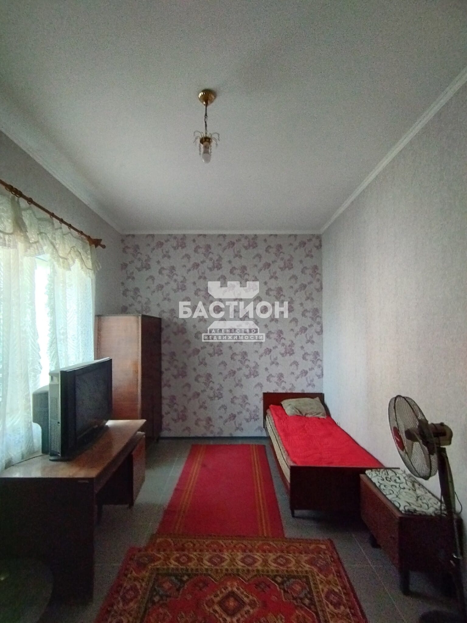 Продаётся дом, 300 м²