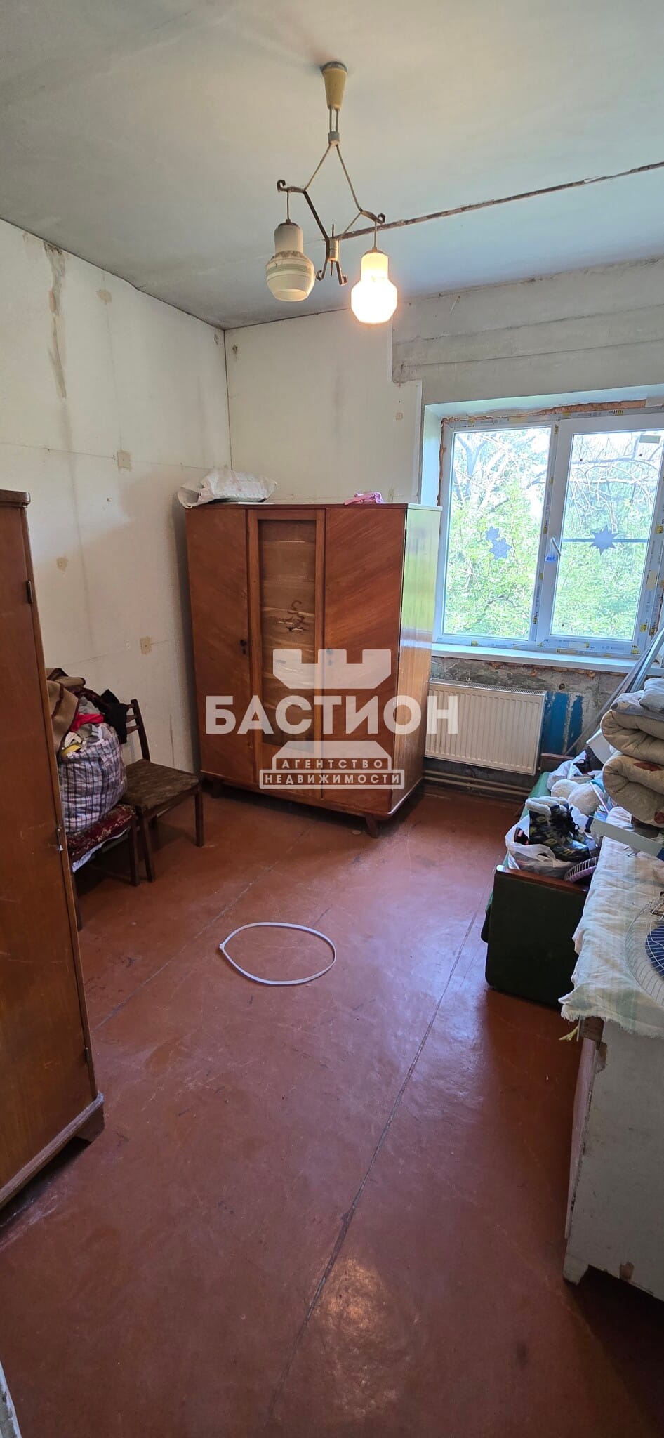 Продаётся трёхкомнатная квартира, 50,3 м²