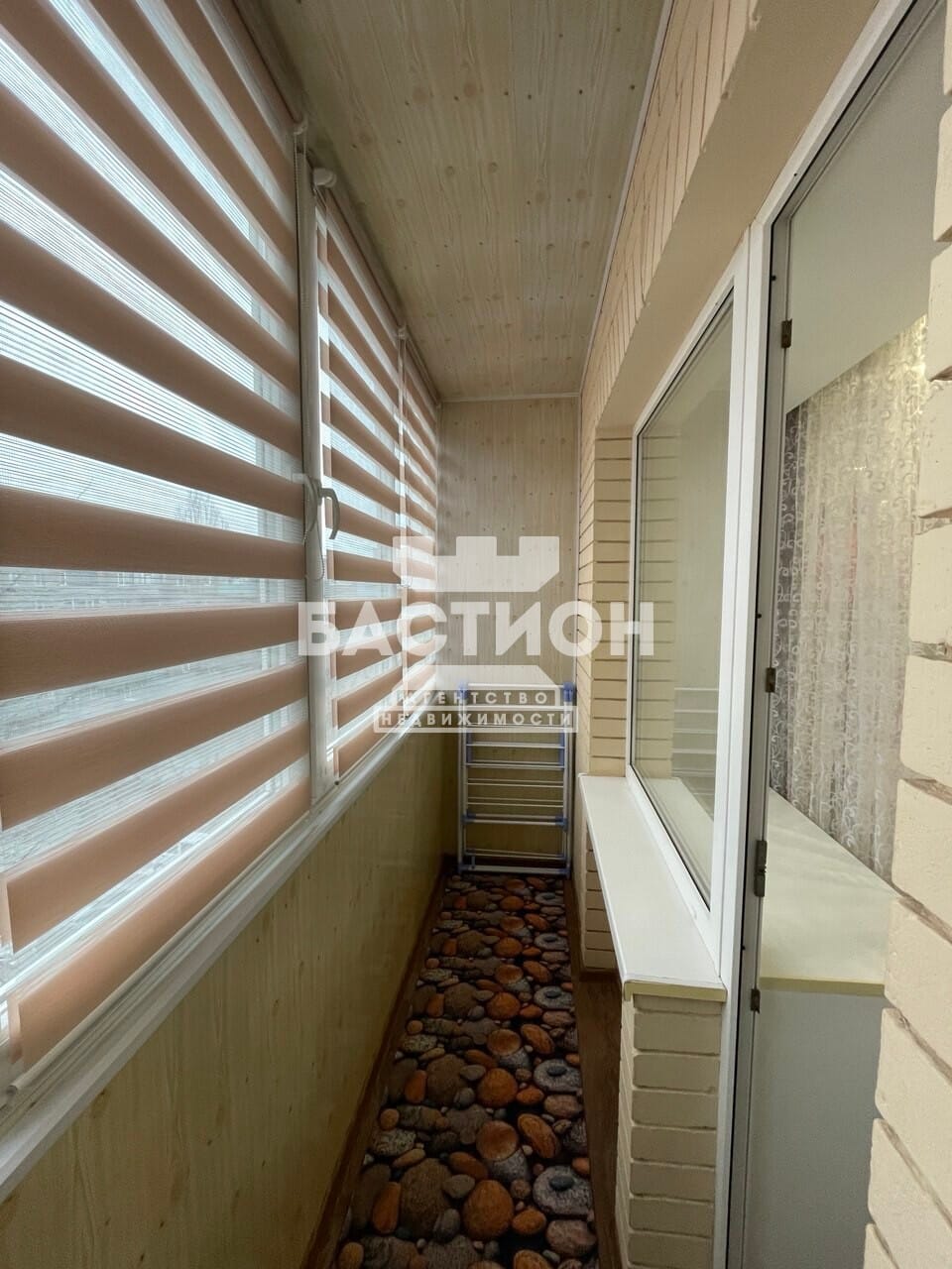 Продаётся трёхкомнатная квартира, 62,6 м²