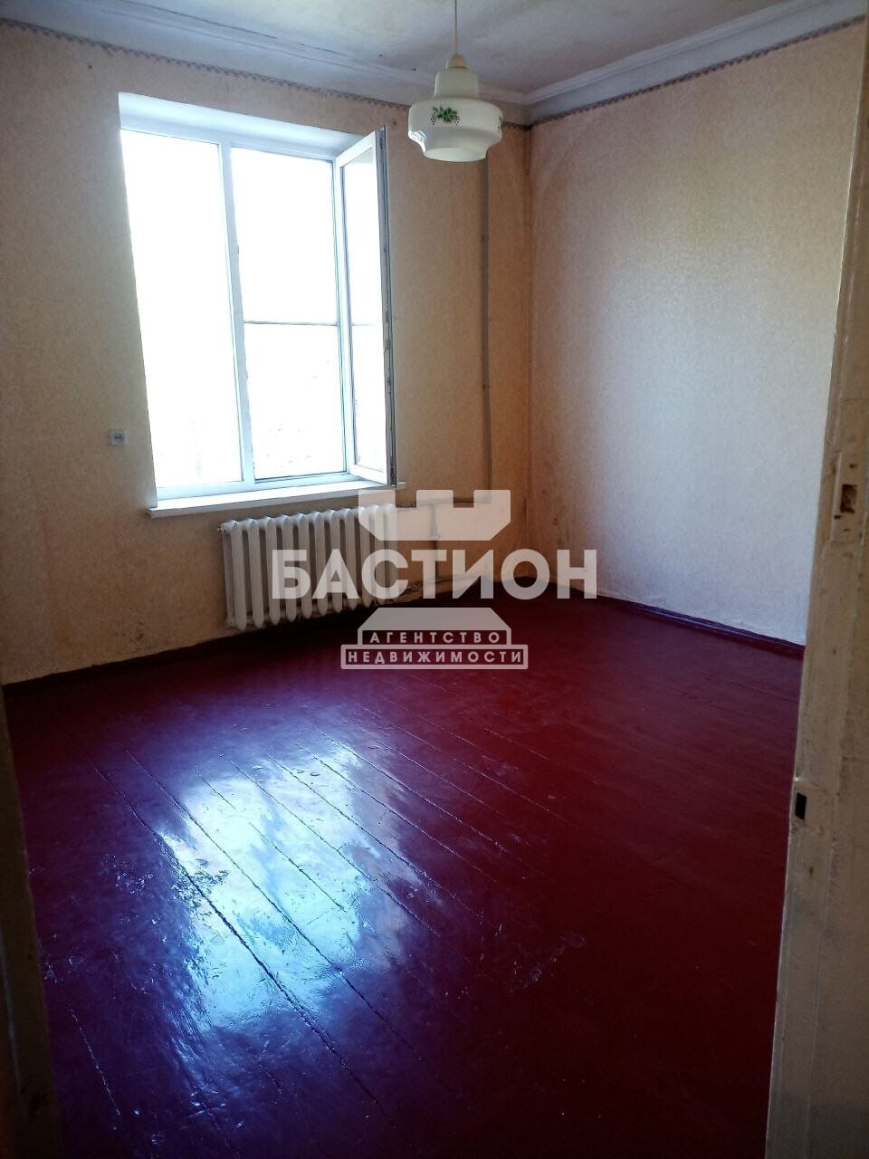 Продаётся трёхкомнатная квартира, 67,5 м²