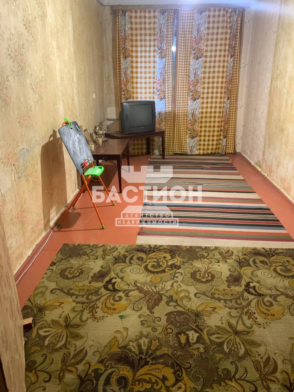 Продаётся трёхкомнатная квартира, 51 м²