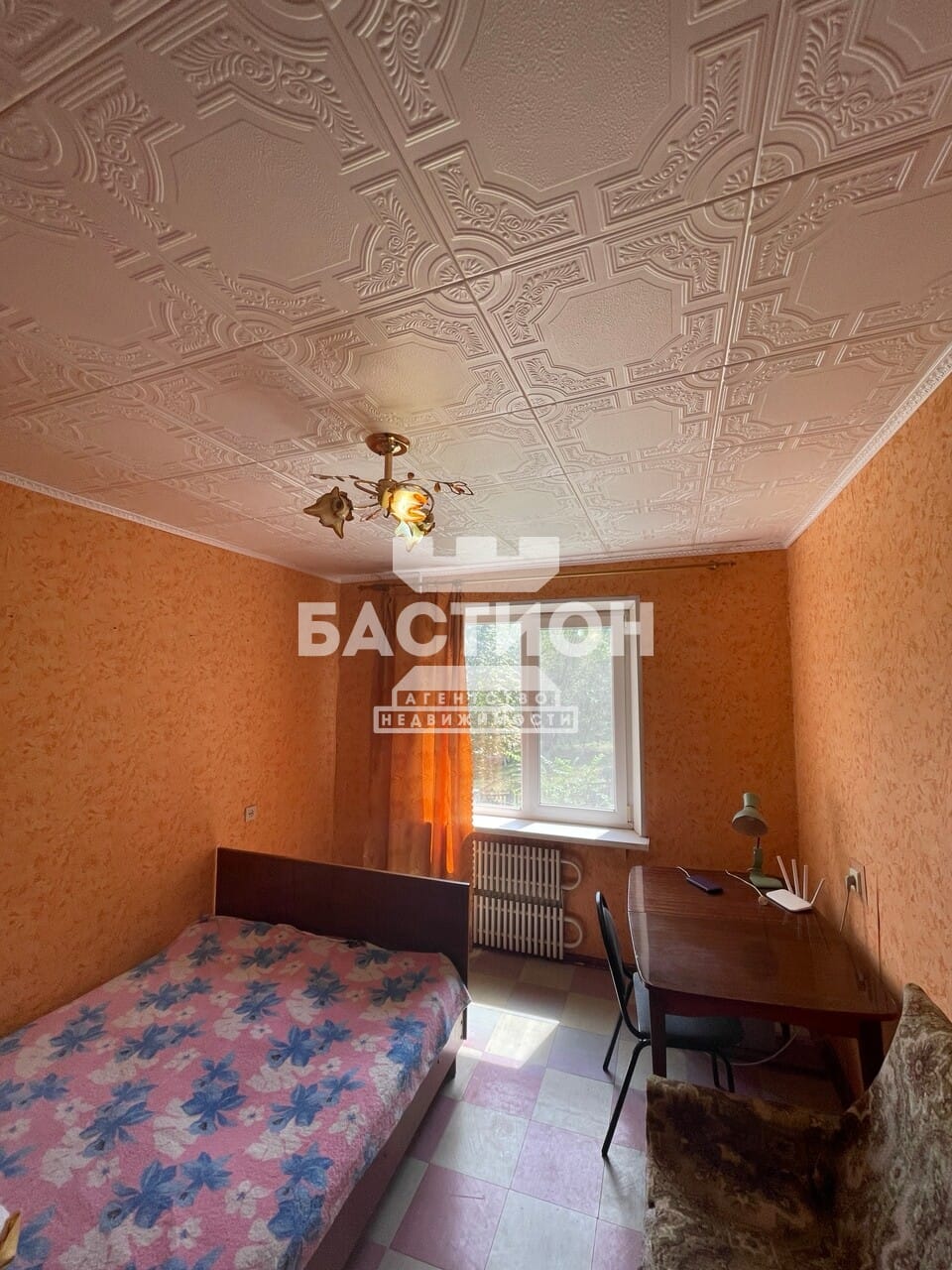 Продаётся трёхкомнатная квартира, 70 м²