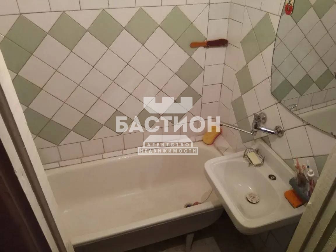 Продаётся двухкомнатная квартира, 52 м²