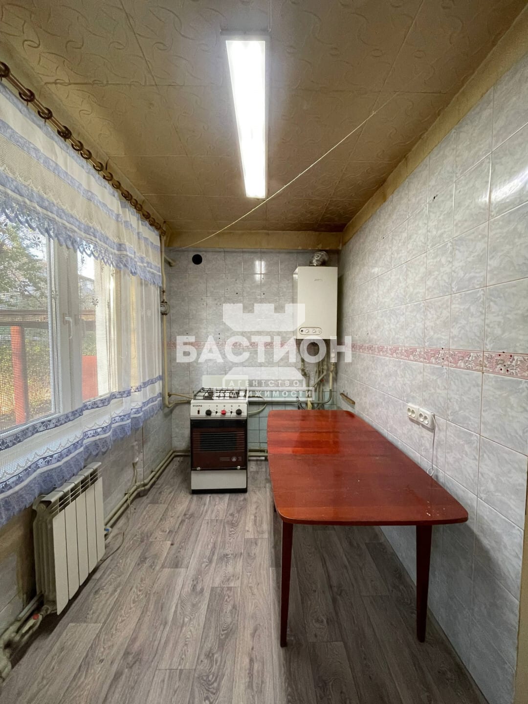 Продаётся трёхкомнатная квартира, 53,3 м²