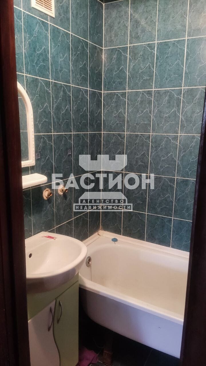 Продаётся двухкомнатная квартира, 40,5 м²