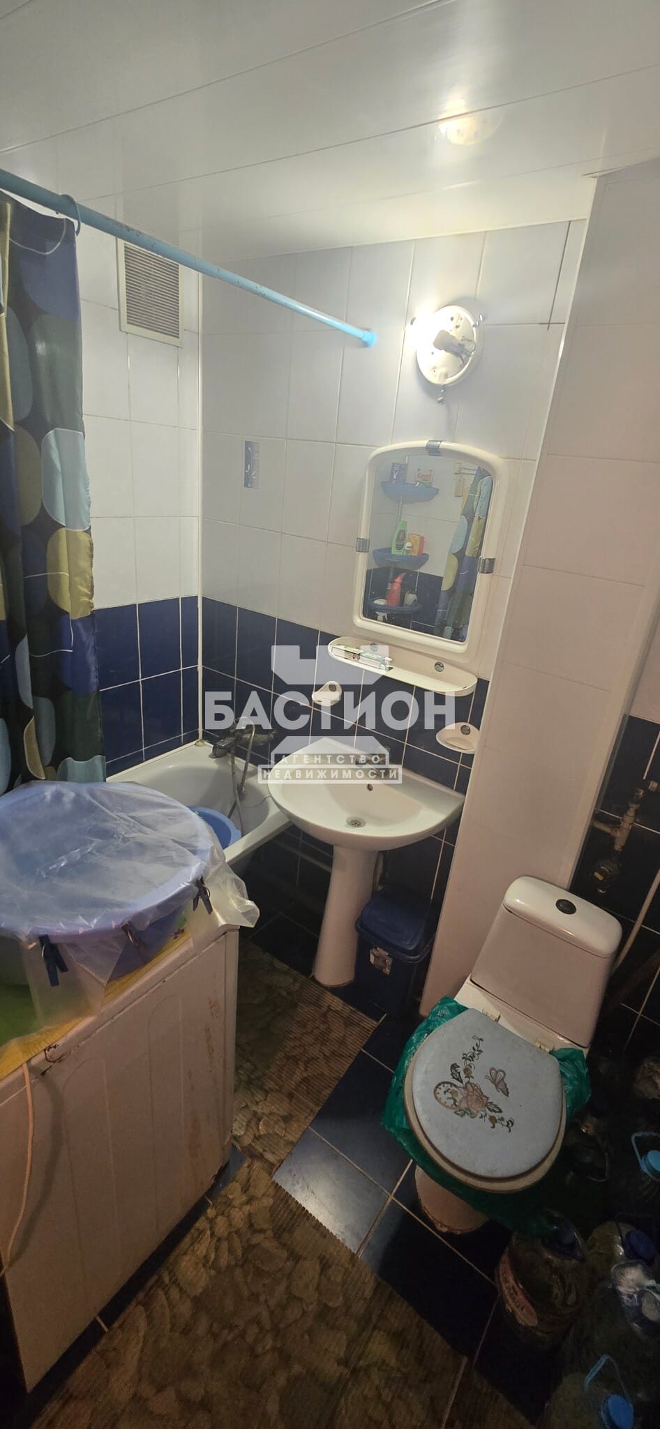 Продаётся четырёхкомнатная квартира, 65,6 м²