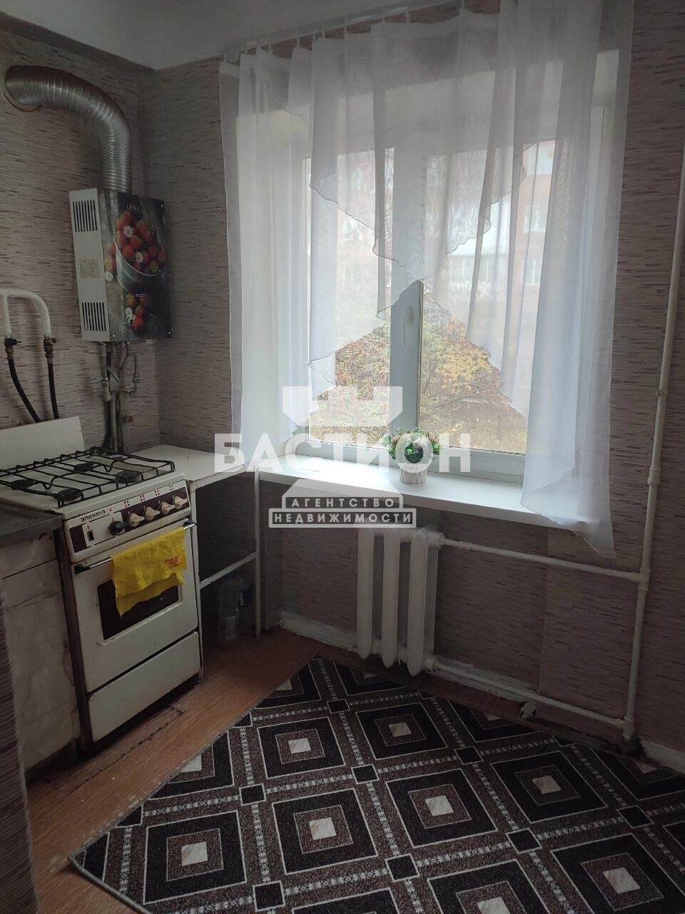 Продаётся двухкомнатная квартира, 42 м²