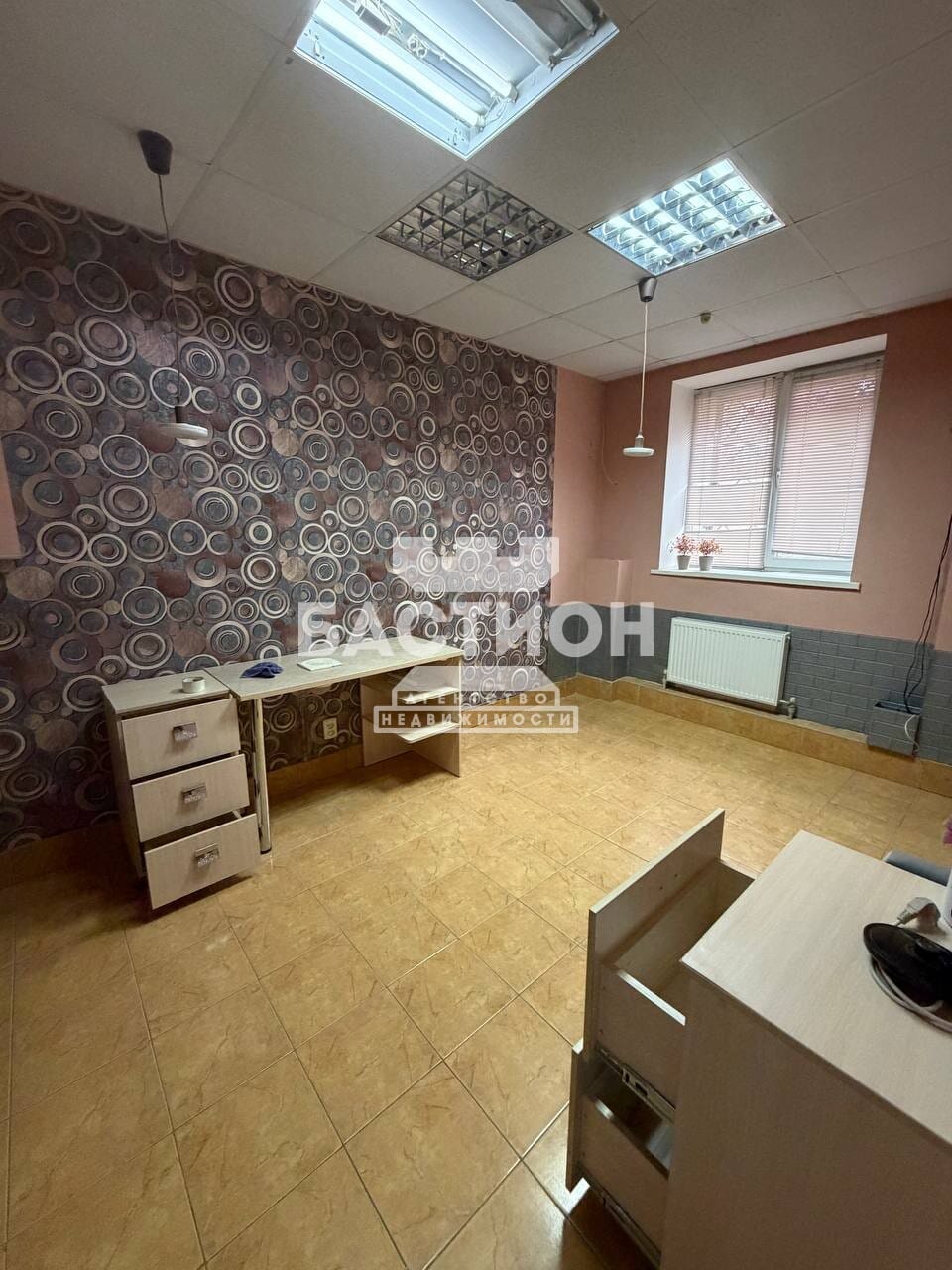 Продаётся недвижимость, 450 м²