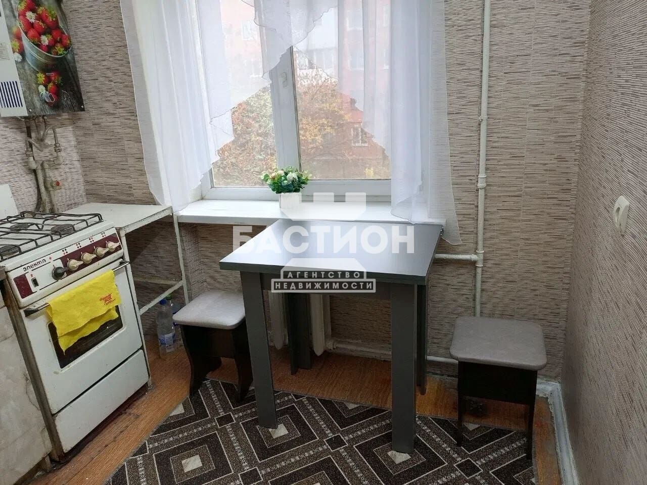 Продаётся двухкомнатная квартира, 42 м²
