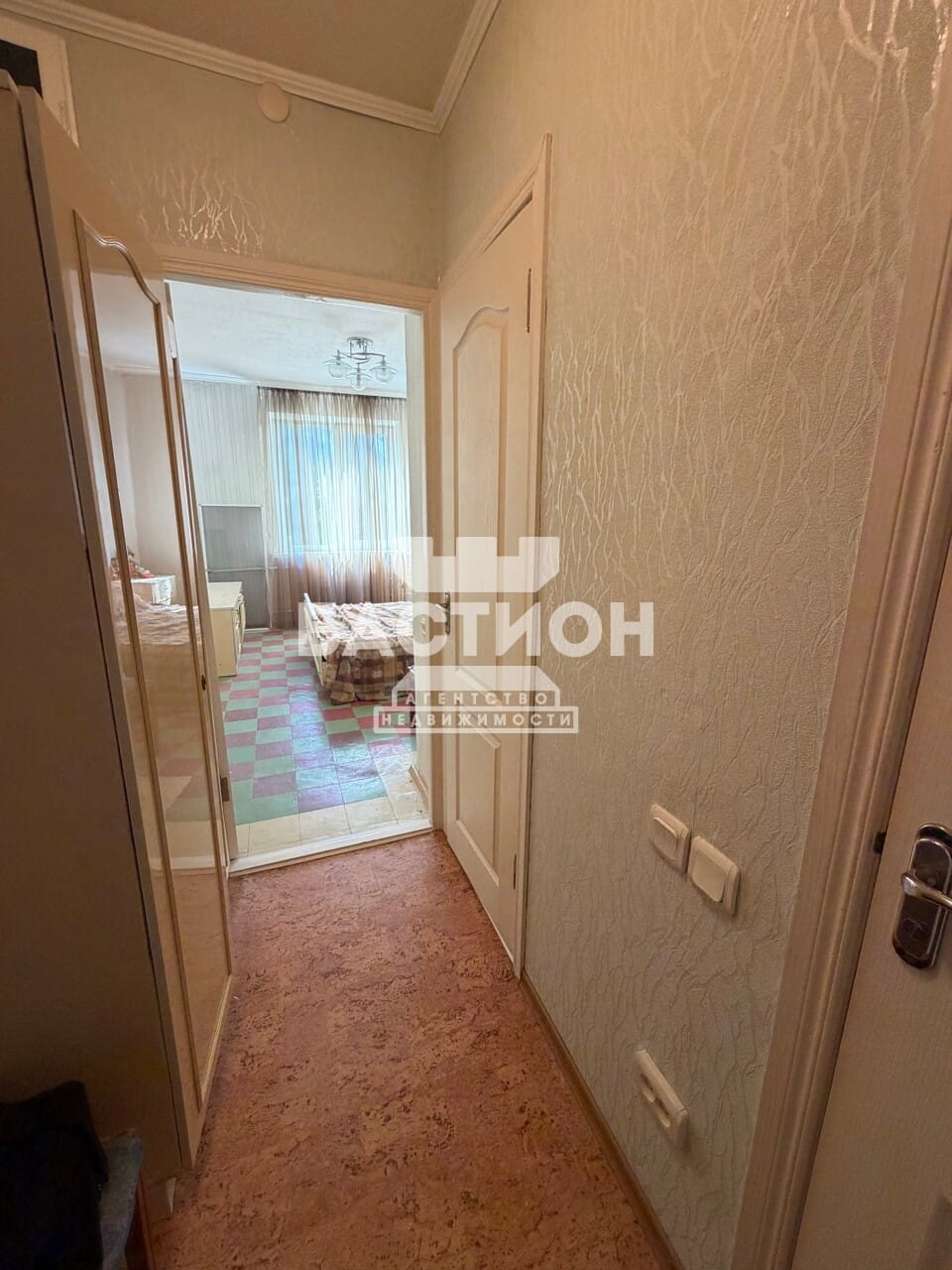 Продаётся двухкомнатная квартира, 54 м²