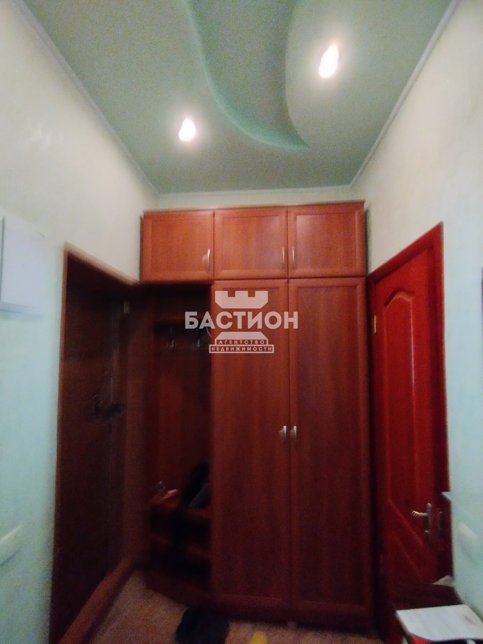 Продаётся двухкомнатная квартира, 49 м²