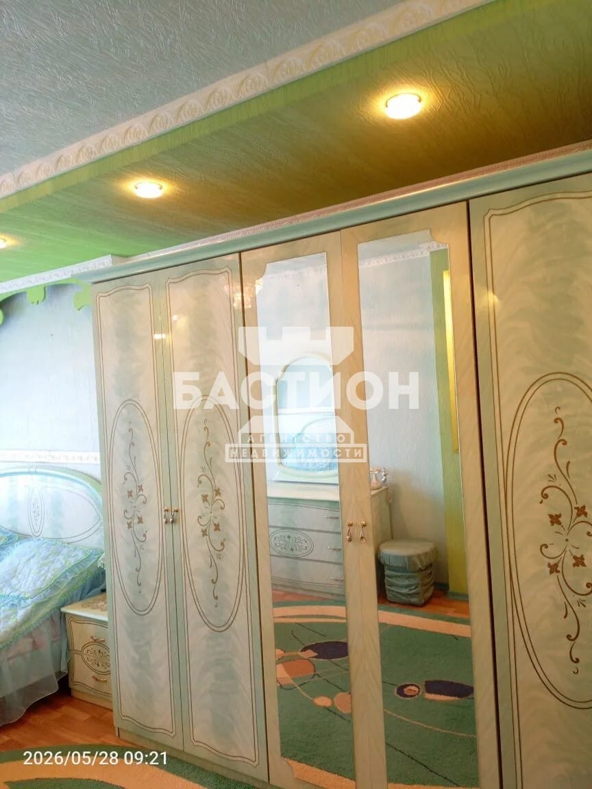 Продаётся трёхкомнатная квартира, 72 м²