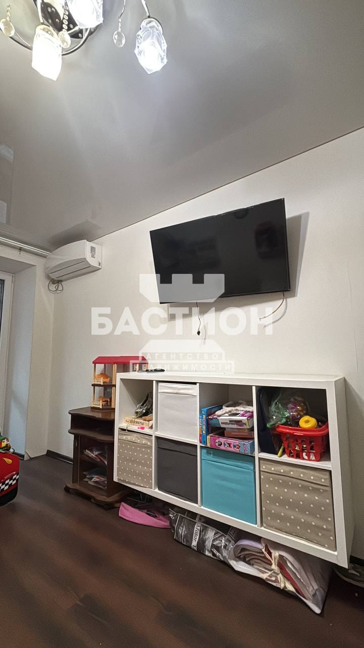 Продаётся двухкомнатная квартира, 57 м²