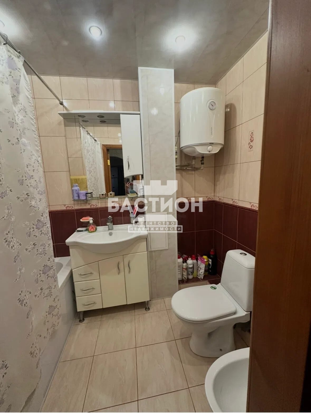 Продаётся двухкомнатная квартира, 53 м²