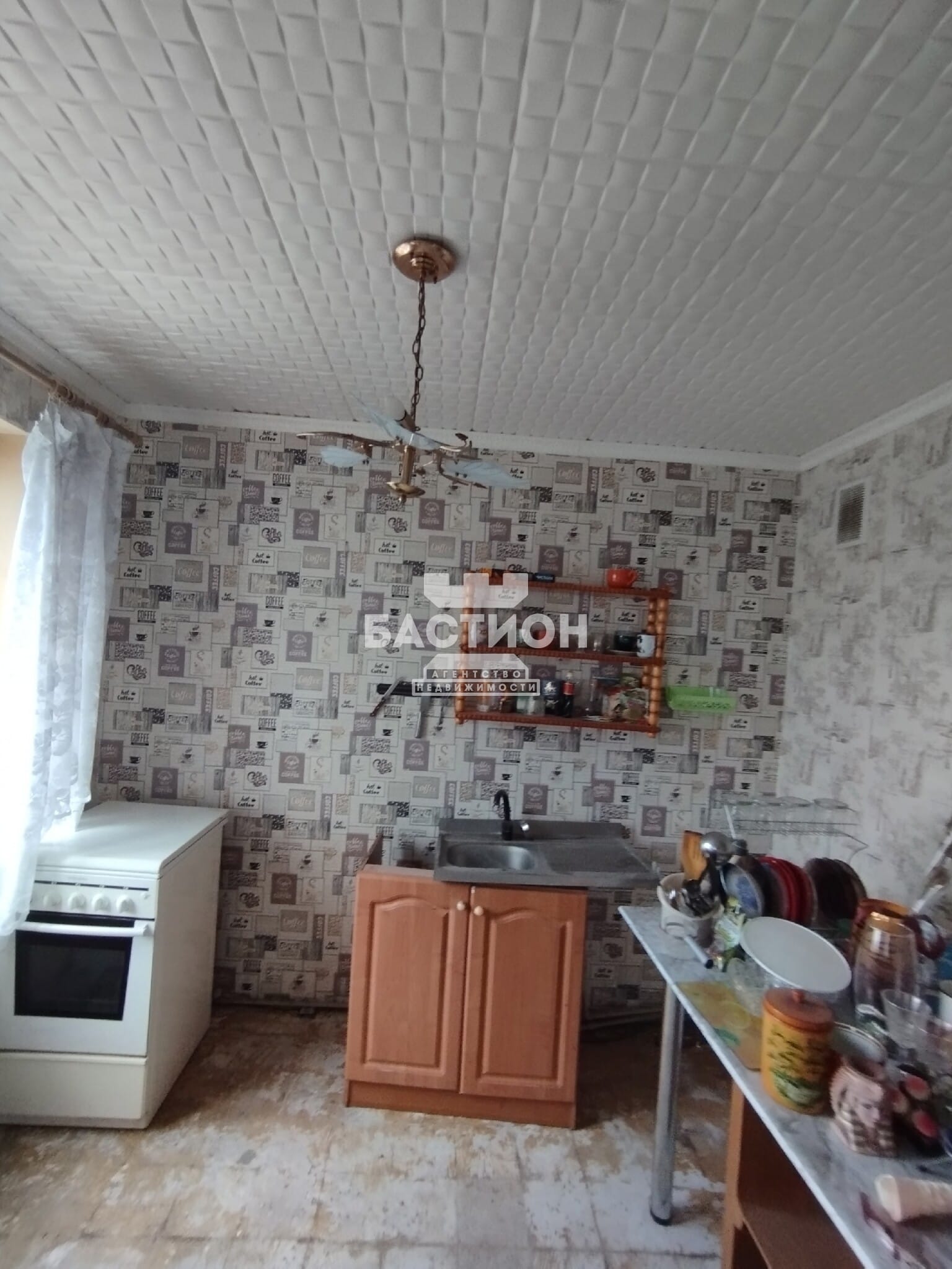 Продаётся трёхкомнатная квартира, 72,5 м²