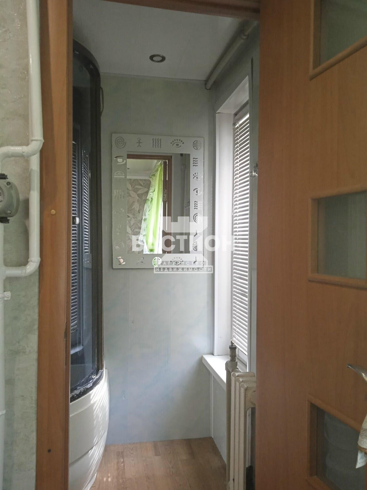 Продаётся трёхкомнатная квартира, 59 м²