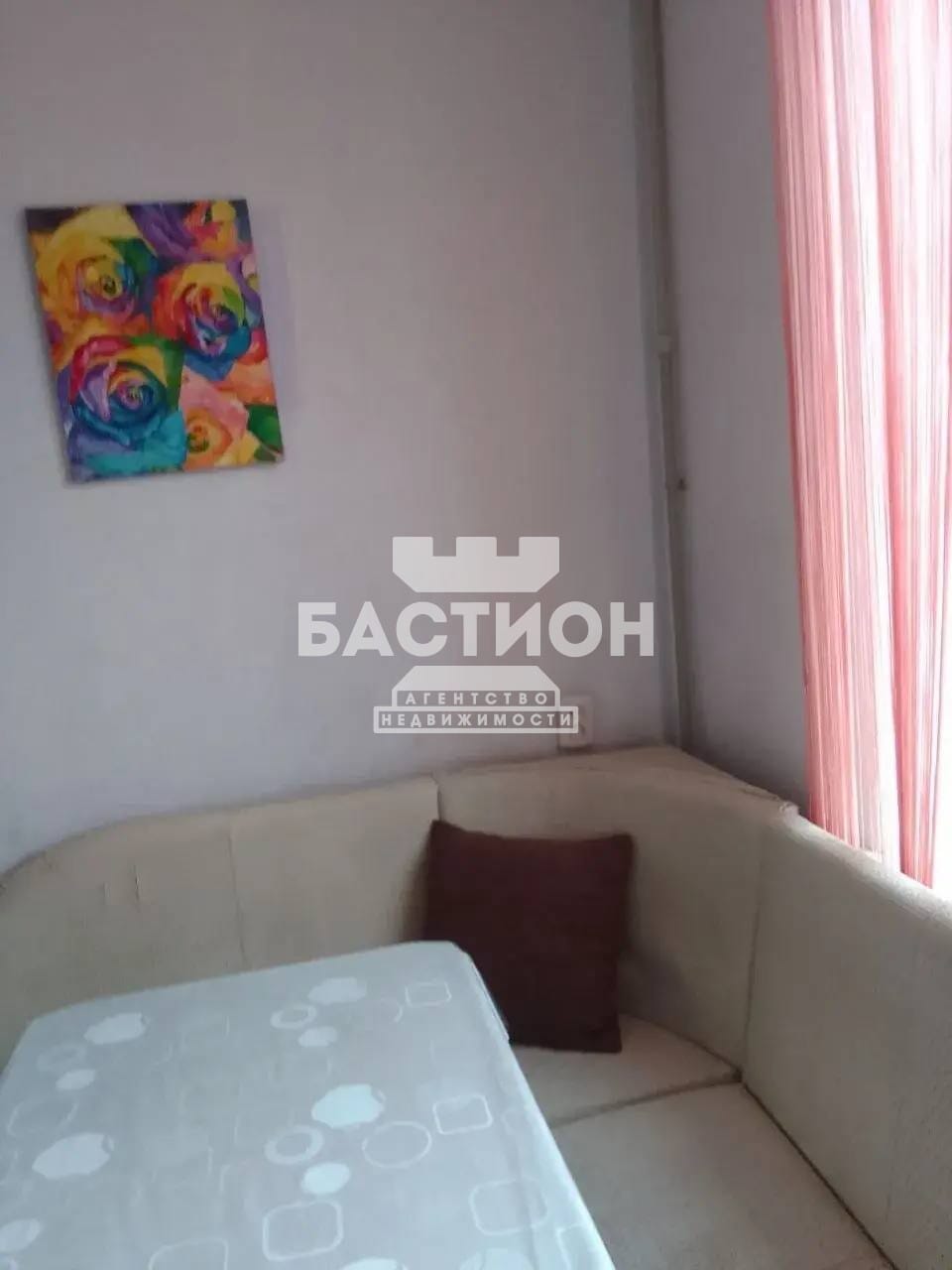 Продаётся двухкомнатная квартира, 56 м²