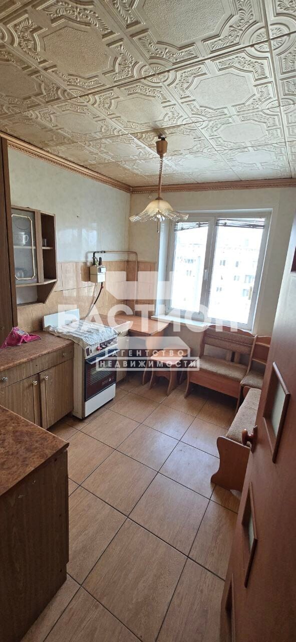 Продаётся трёхкомнатная квартира, 48,7 м²