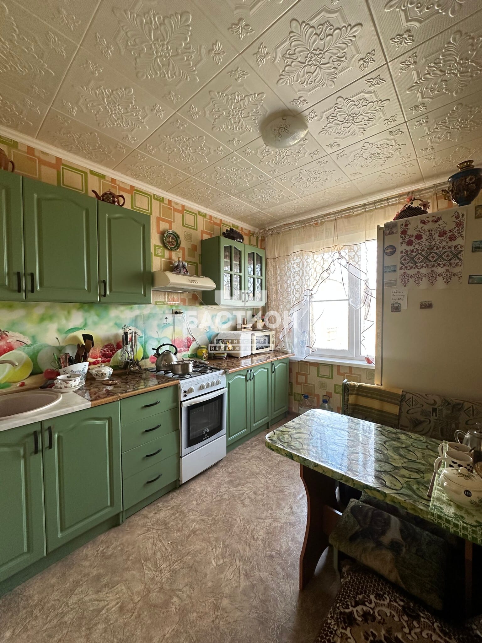 Продаётся трёхкомнатная квартира, 62,4 м²