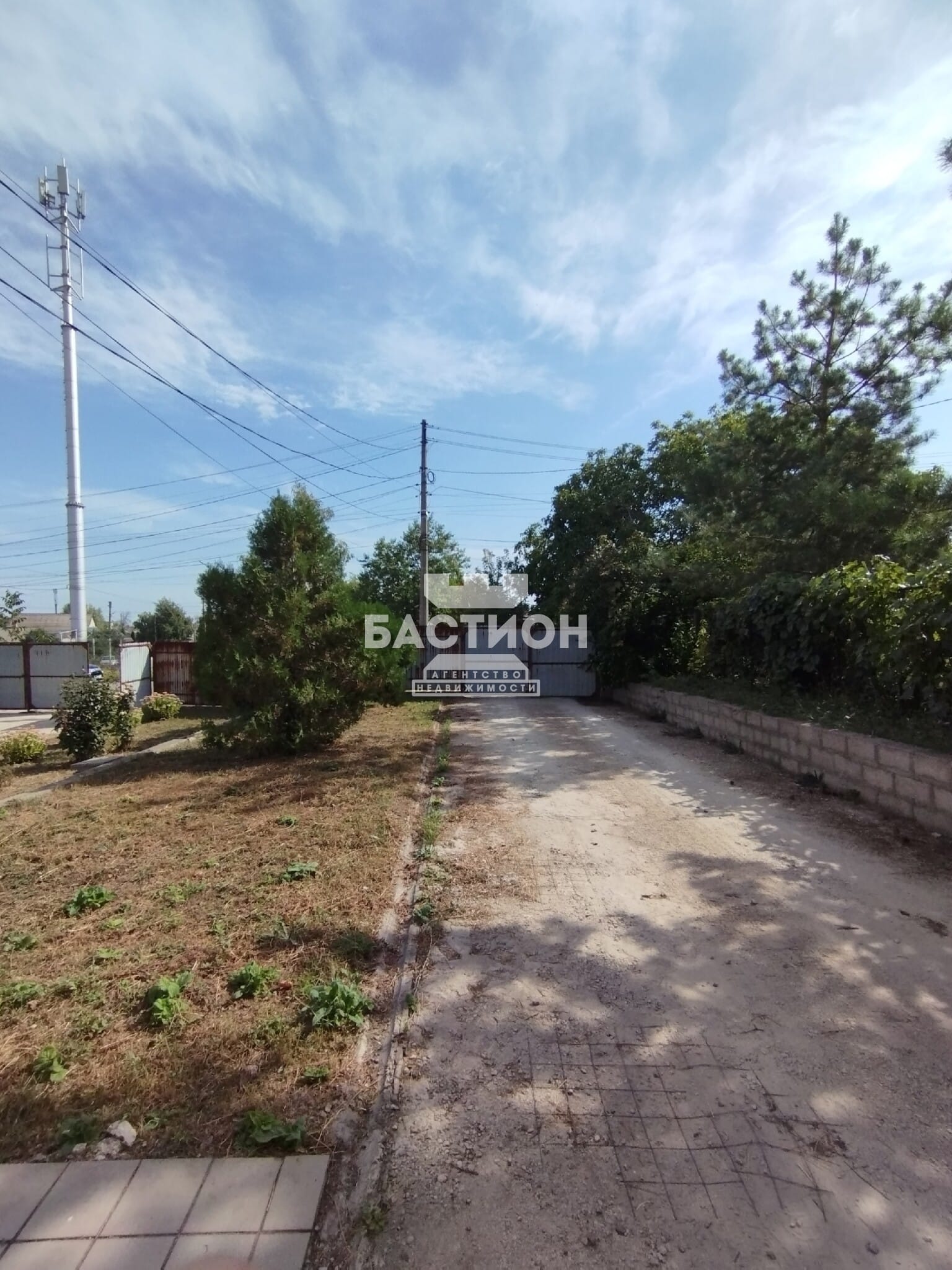 Продаётся дом, 300 м²