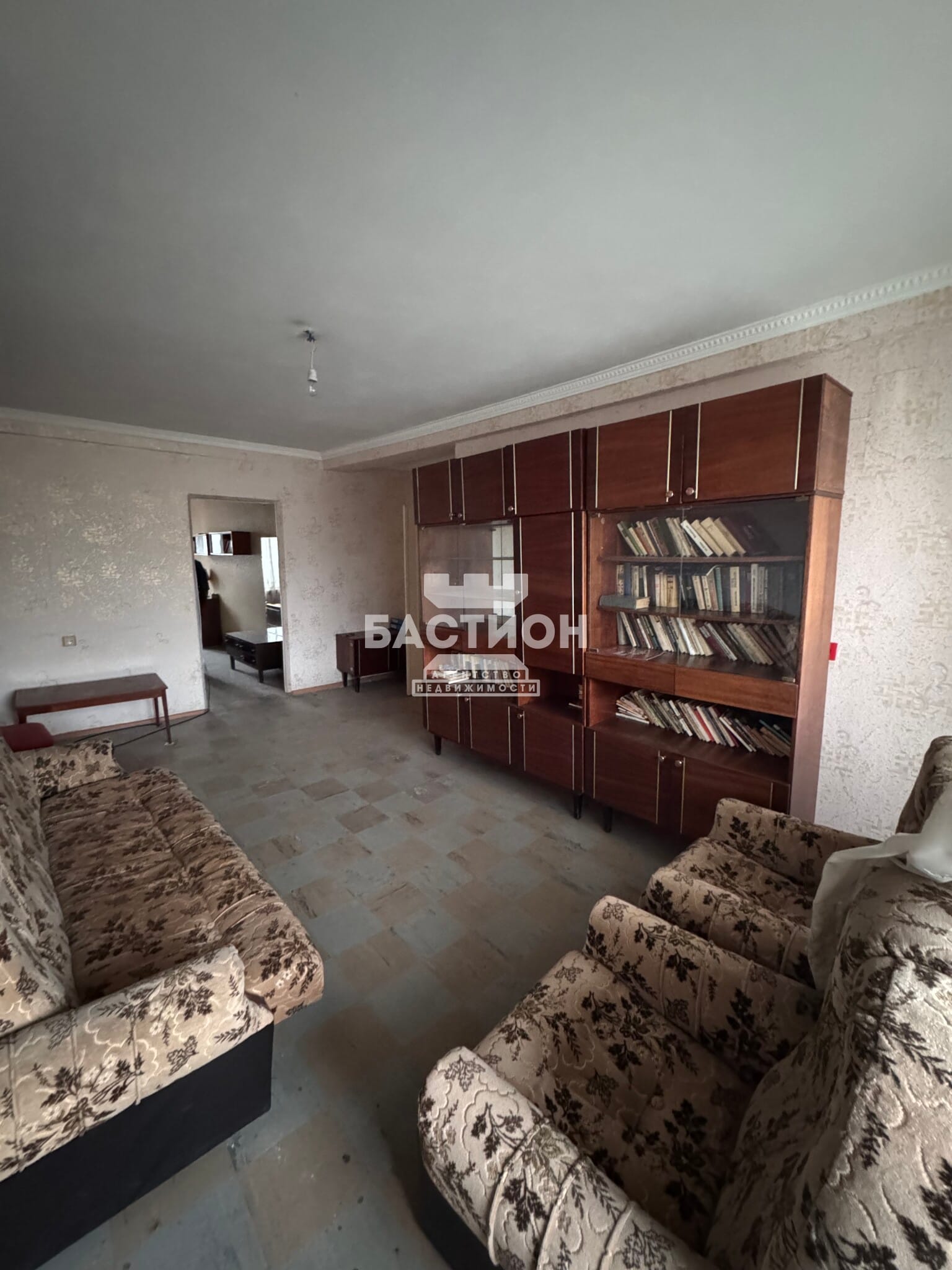 Продаётся трёхкомнатная квартира, 67 м²