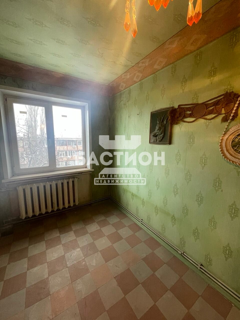 Продаётся трёхкомнатная квартира, 55 м²