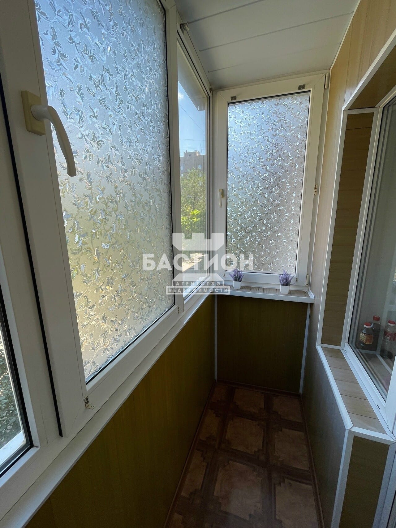 Продаётся трёхкомнатная квартира, 67 м²