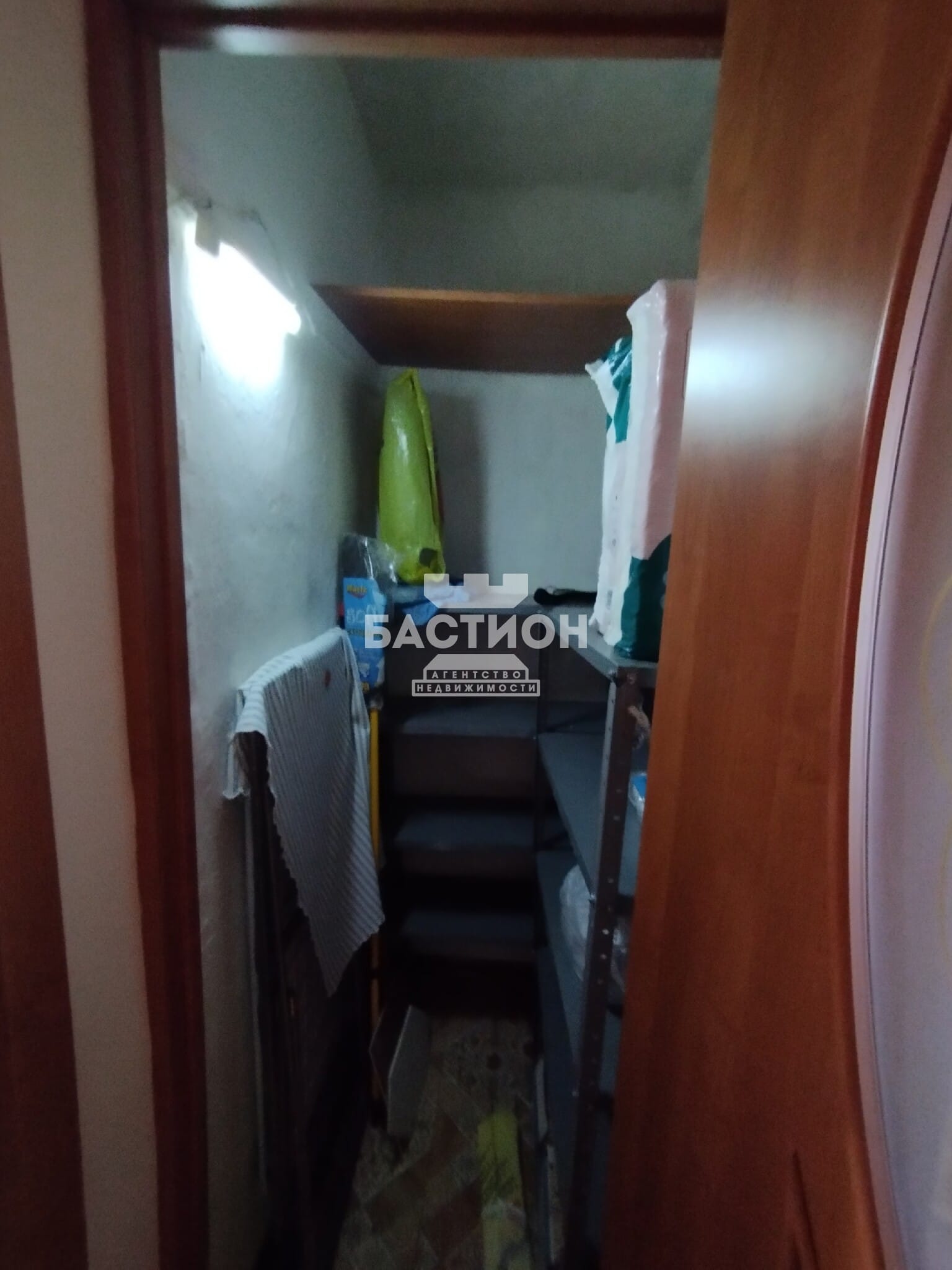 Продаётся трёхкомнатная квартира, 56,7 м²