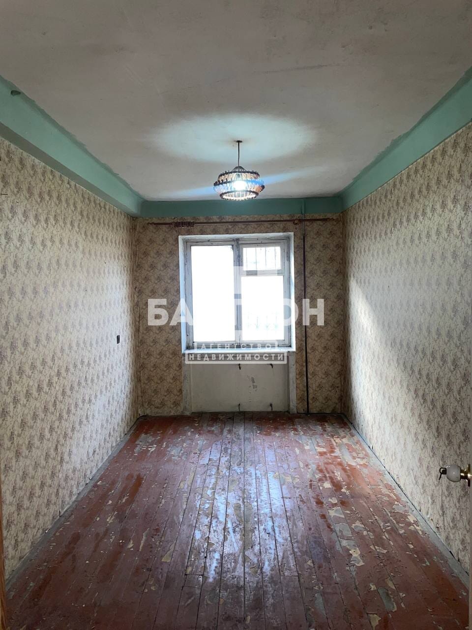 Продаётся четырёхкомнатная квартира, 66 м²