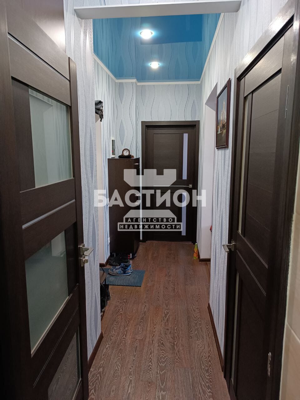 Продаётся трёхкомнатная квартира, 65 м²