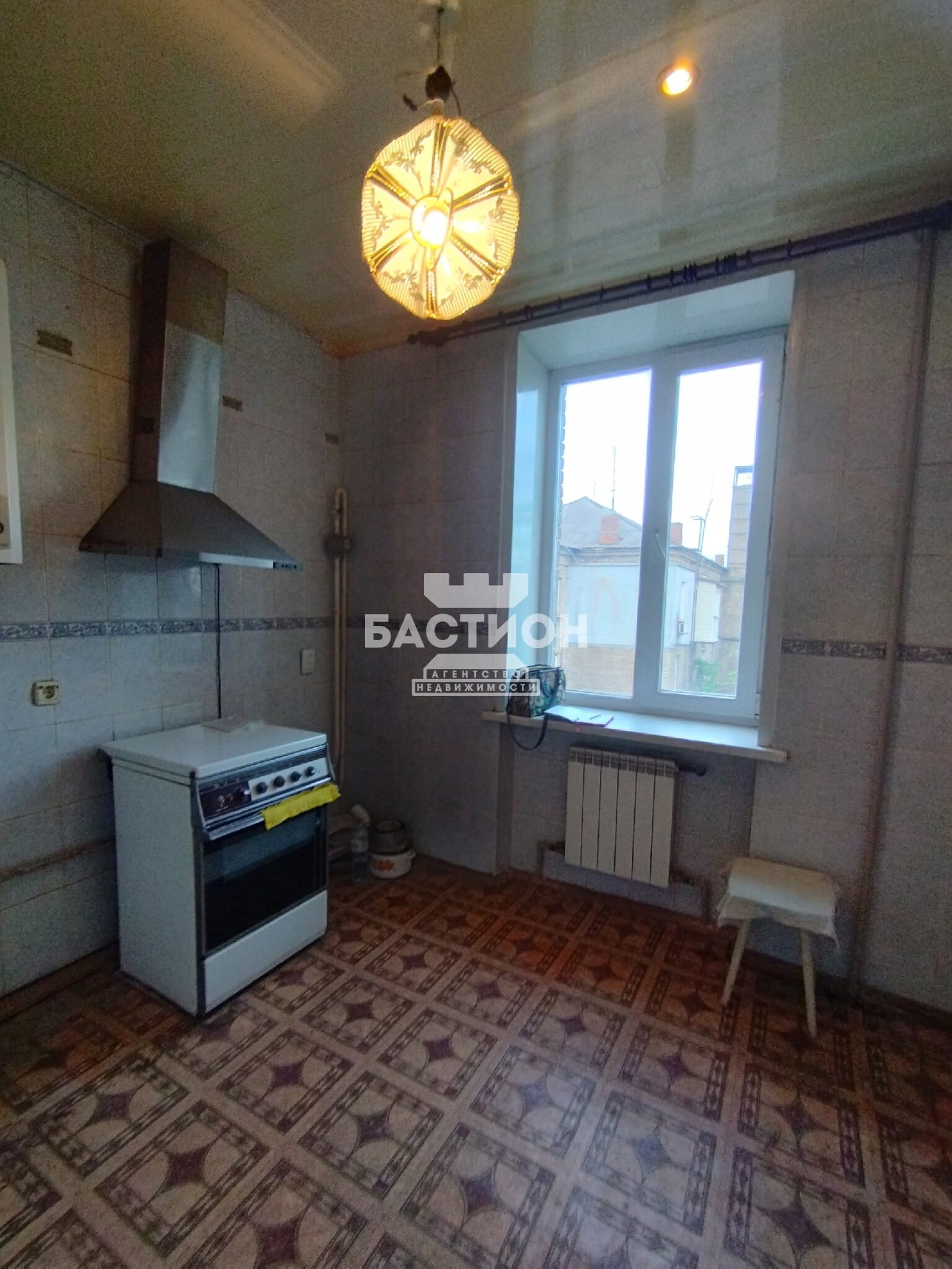 Продаётся трёхкомнатная квартира, 77 м²