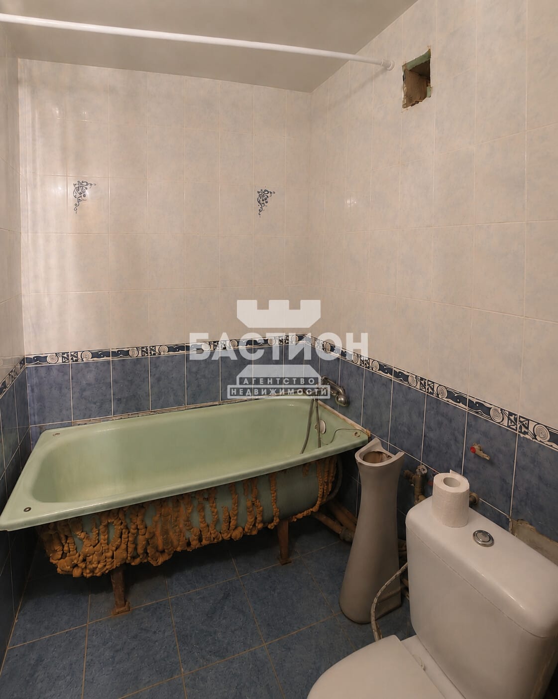 Продаётся двухкомнатная квартира, 43 м²