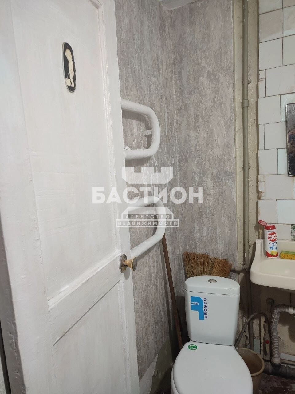 Продаётся двухкомнатная квартира, 42 м²